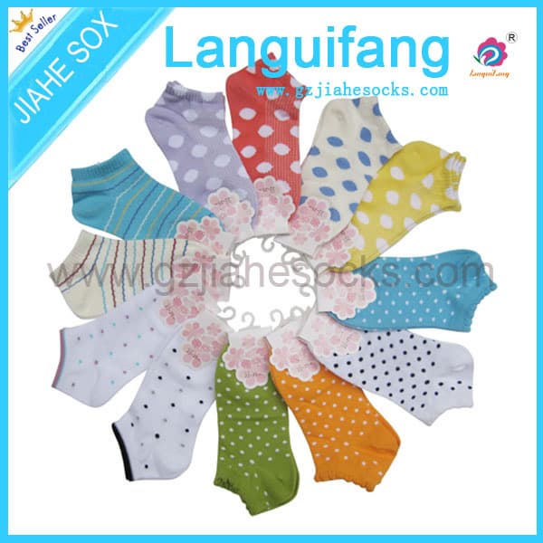 breathable women knitted low cut cotton socks China socks manufacturer